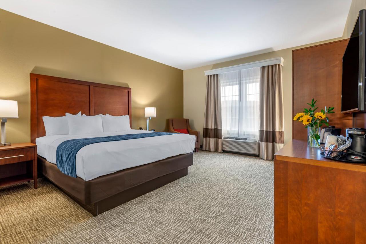Comfort Inn Brewster Экстерьер фото
